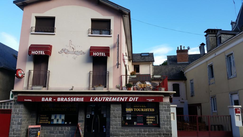 Des Touristes Pierrefitte-Nestalas