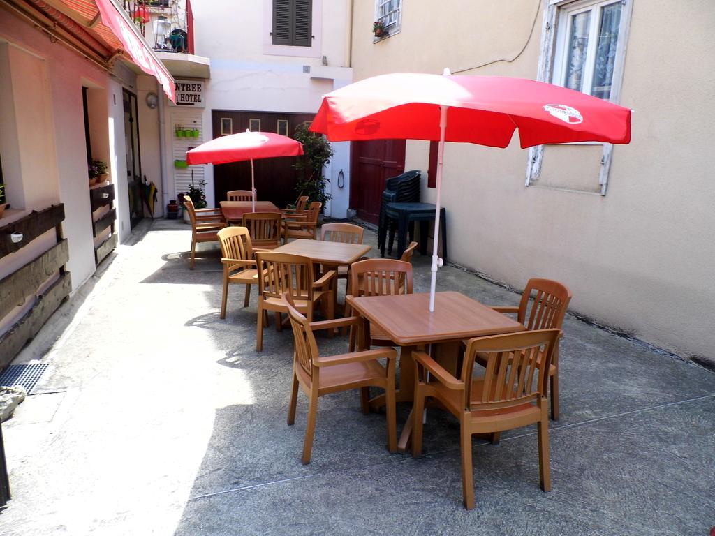 Hotel Des Touristes 2*